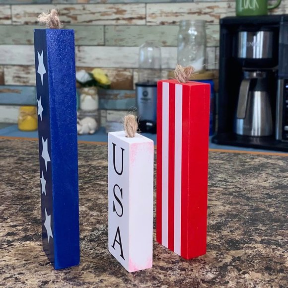 USA Patriotic Fireworks Wood 3-pc Block Set - Picture 4 of 4